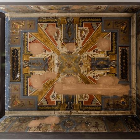 Appartamento Storico In Zona Barberini Рим Экстерьер фото